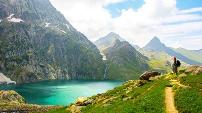 hampta pass trek from delhi